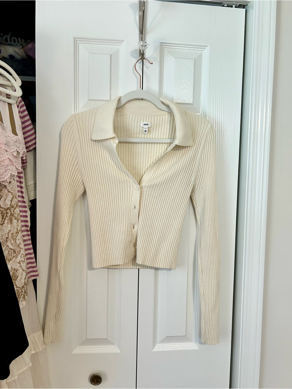 aerie Ribbed Button-Front Cropped Cardigan - Cream